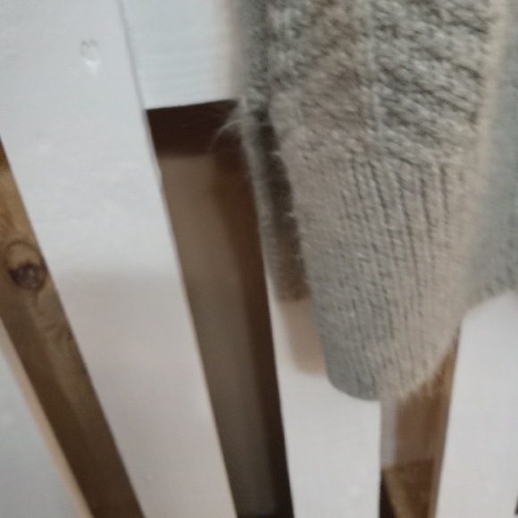 Cozy Grey Women's Sweater - Picture 4 of 5